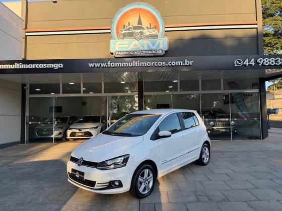 VOLKSWAGEN FOX 1.6 MSI HIGHLINE 16V FLEX 4P AUTOMATIZADO VOLKSWAGEN FOX 1.6 MSI HIGHLINE 16V FLEX 4P AUTOMATIZADO